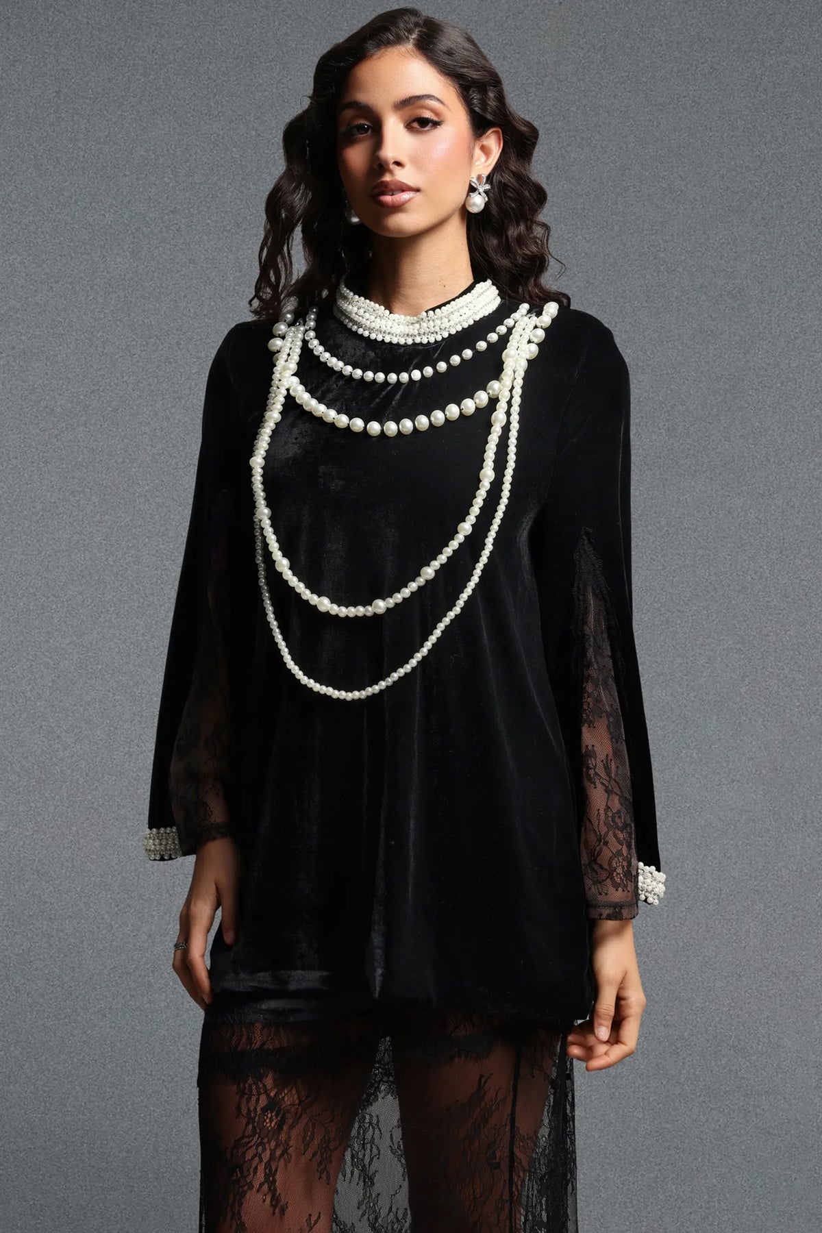 Lilya Vintage İnci Zincir Dantel Detaylı Bluz Premium Elbise